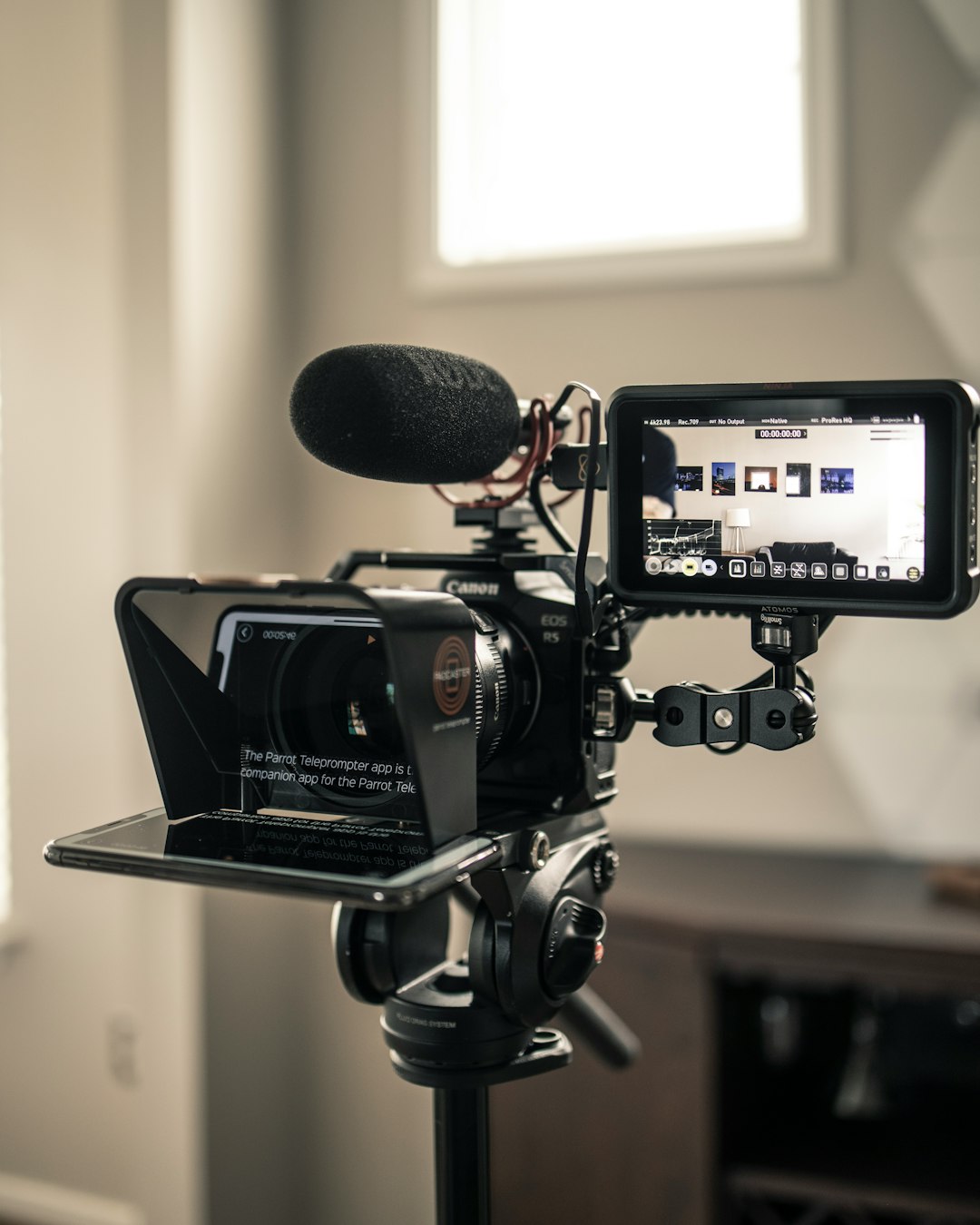 Filming Youtube : Alexander Jawfox @jawfox.photogrpahy